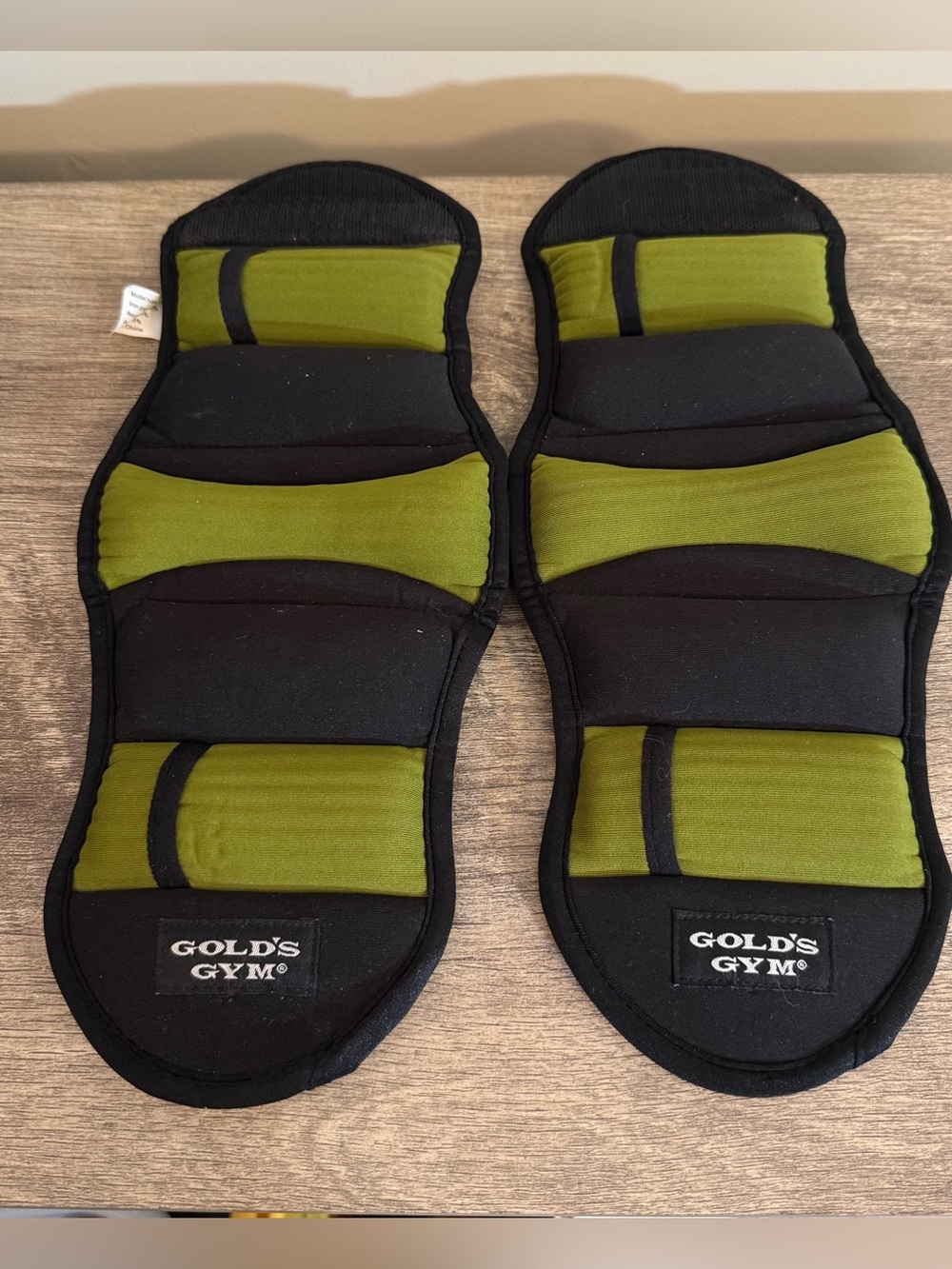 Gold’s Gym Ankle Weights 2.5 pounds each Green Black